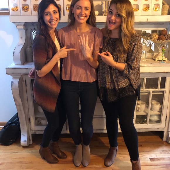 Madewell pleated blouse - Picture 5 of 5